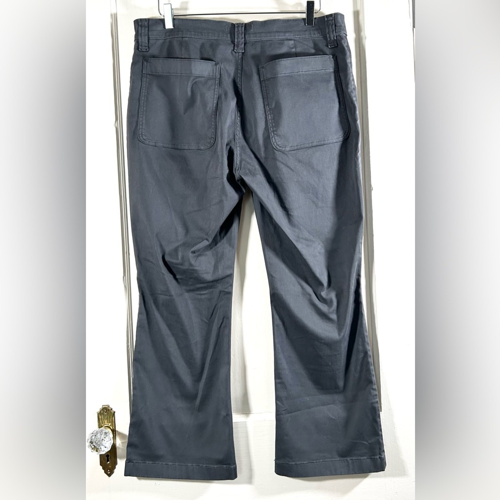 Madewell Kick Out Crop Pants in Garment-Dyed Sateen Dark Pavement 32 - Picture 8 of 11